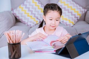 益智冒险英语启蒙动画 斯特拉和山姆 Stella and Sam